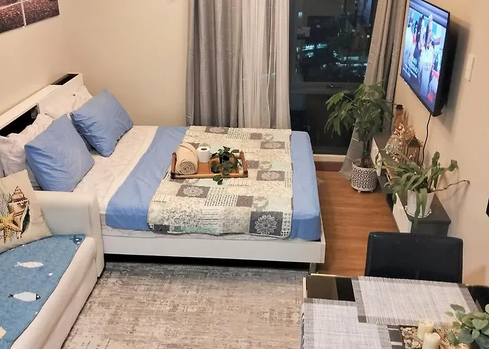 Apartment Flair Towers Urban Staycations *